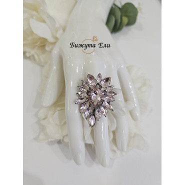 Официален пръстен с розови кристали