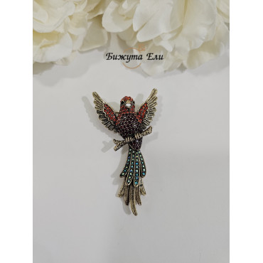 Елегантна брошка