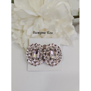 Обеци с кристали