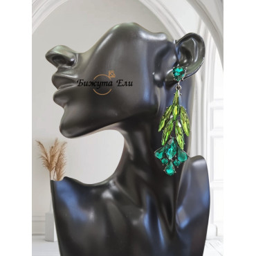 Официални обеци със зелени кристали