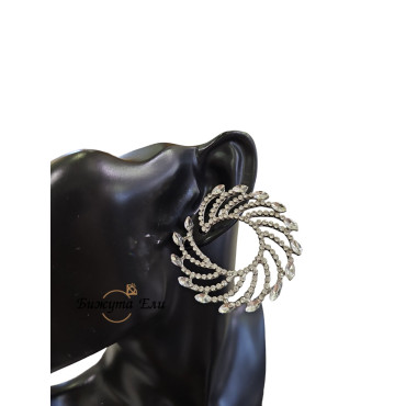 Официални обеци с бели кристали