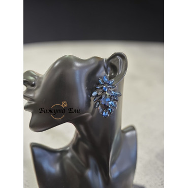 Официални обеци  със сини кристали